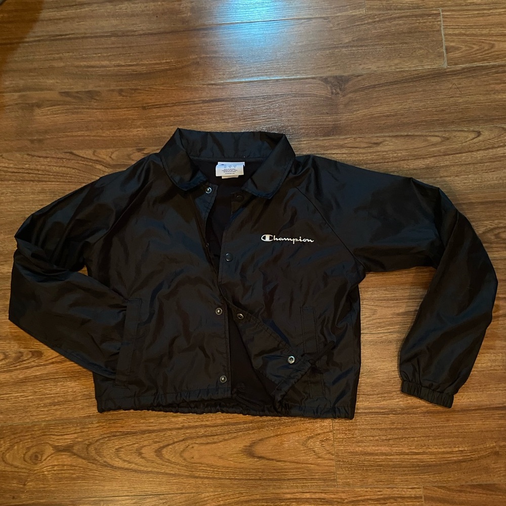 windbreaker type button jacket